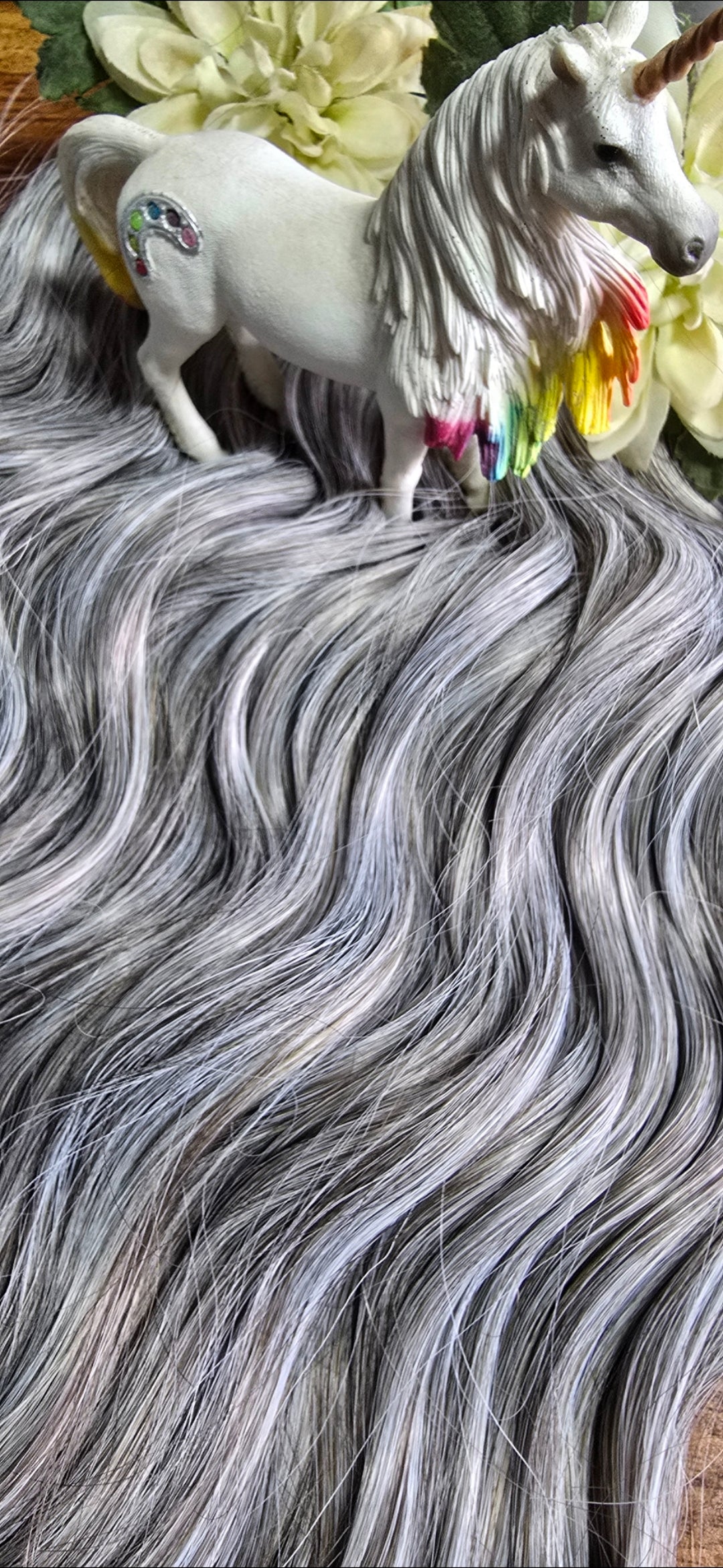 50DE - BRUSHABLE Water Waves - Grey Ombre - Color As Shown